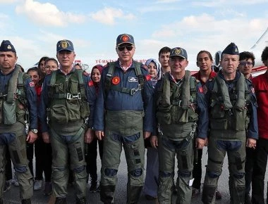«Πολεμική» εμφάνιση από τον Ρ.Τ.Ερντογάν πριν την συνάντησή του με τον Α.Τσίπρα